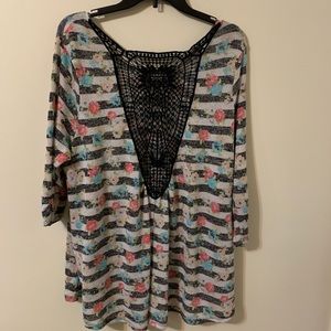 Crocheted Lace Back Top by Deb size 2X